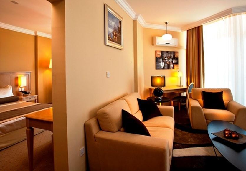 Salamis Bay Conti Hotel Agios Sergios Zimmer foto